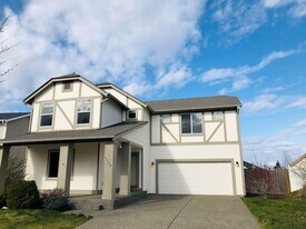 1832 Cadborough Ln in Dupont, WA - Building Photo