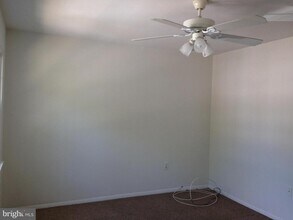 16565 Sherwood Pl in Woodbridge, VA - Foto de edificio - Building Photo