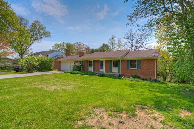 507 Stonegate Dr in Blacksburg, VA - Building Photo - Building Photo