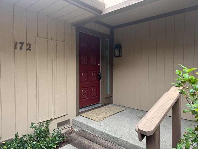 172 Alamo Square Dr in Alamo, CA - Building Photo - Building Photo