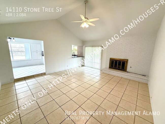 14110 Stone Tree St in San Antonio, TX - Foto de edificio - Building Photo