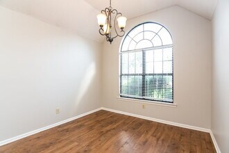 10824 Ridgefield Dr in Olive Branch, MS - Building Photo - Building Photo