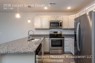 2938 Locust Grv Ct in Harrisonburg, VA - Foto de edificio - Building Photo