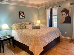 175 Schools Dr in Camden, TN - Foto de edificio - Building Photo