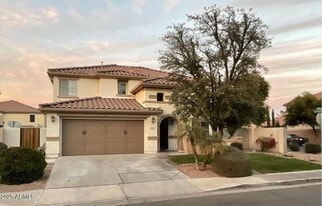 3734 E Betsy Ln in Gilbert, AZ - Building Photo