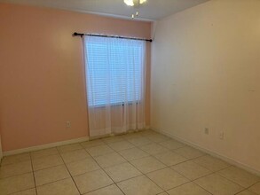 380 3rd St in Key Colony Beach, FL - Building Photo - Building Photo