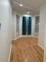 3617 W Belmont Ave, Unit 1st Floor Duplex in Chicago, IL - Building Photo