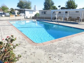 Foothill Mobile Home Park in Pomona, CA - Building Photo - Other