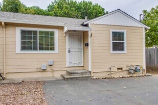 1364-1364 I St in Union City, CA - Building Photo