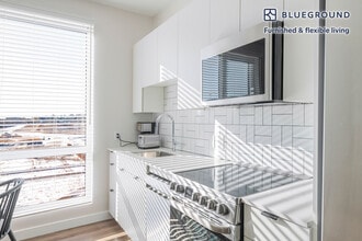 50 Salt St, Unit FL4-ID1094 in Revere, MA - Building Photo - Building Photo