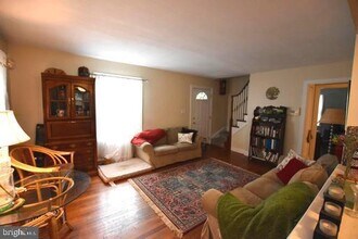 10626 S Dunmoor Dr in Silver Spring, MD - Building Photo - Building Photo