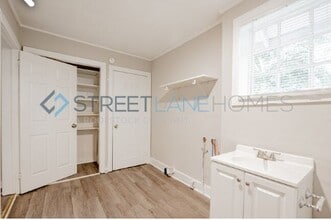 605 S Lee St in Lagrange, GA - Building Photo - Building Photo