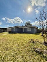 521 Cypress Dr in Crosby, TX - Building Photo - Building Photo