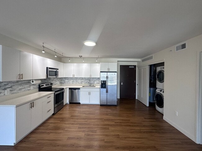 property at 888 Kapiolani Blvd