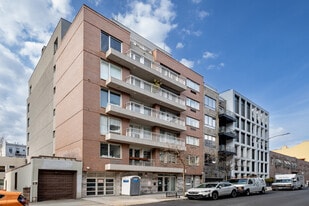 260 N 9th St in Brooklyn, NY - Building Photo