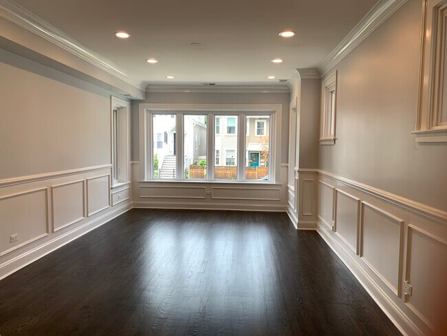 3929 N Whipple St-Unit -1 in Chicago, IL - Building Photo - Building Photo