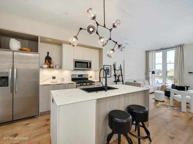 11 W Prospect Ave in Mount Prospect, IL - Building Photo - Building Photo