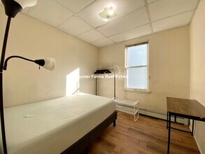 1572 Tremont St, Unit 3 in Boston, MA - Foto de edificio - Building Photo