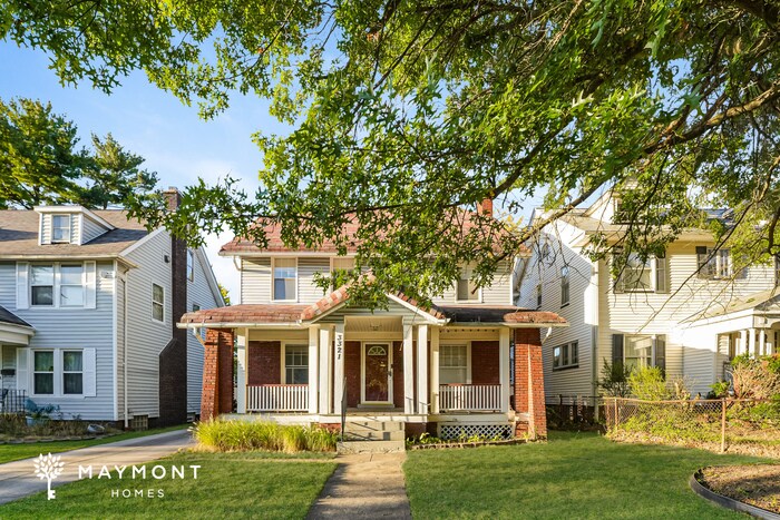 3321 Berkshire Rd in Cleveland Heights, OH - Building Photo