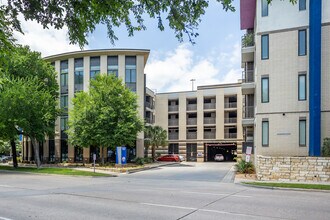 Park West in Dallas, TX - Foto de edificio - Building Photo