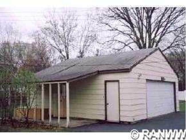 3061 Neptune Ave in Eau Claire, WI - Building Photo - Building Photo