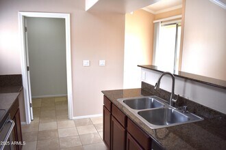 2134 E Broadway Rd in Tempe, AZ - Building Photo - Building Photo