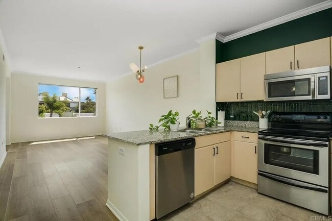 property at 1642 7th Ave