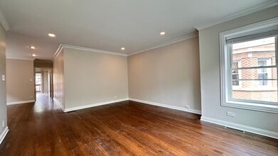 5632 N St Louis Ave in Chicago, IL - Building Photo - Building Photo