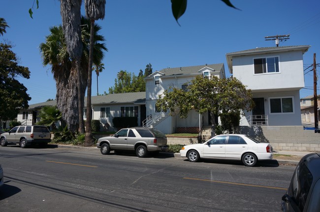 5511-5523 Thornburn St in Los Angeles, CA - Building Photo - Building Photo