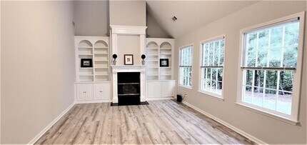 4505 Pinehollow Ct in Alpharetta, GA - Building Photo - Building Photo