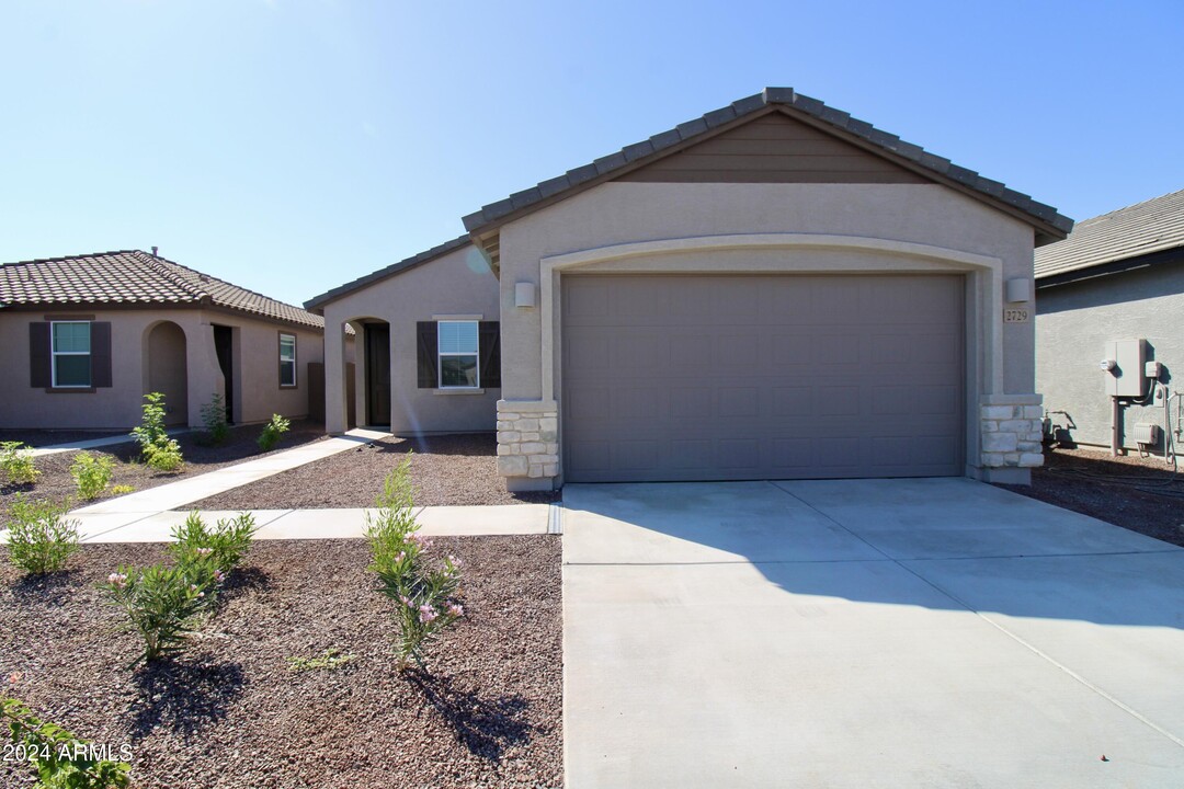 2729 E Trail Blazer Dr in Queen Creek, AZ - Building Photo