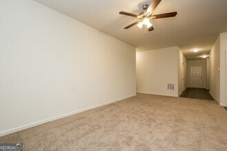 7261 Lacey Dr in Douglasville, GA - Building Photo - Building Photo