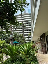 425 Ena Rd in Honolulu, HI - Building Photo - Building Photo