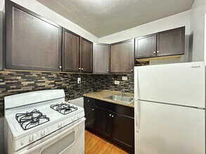 4265 W Addison St in Chicago, IL - Building Photo - Building Photo