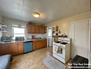 62 Brock St in Boston, MA - Building Photo - Building Photo