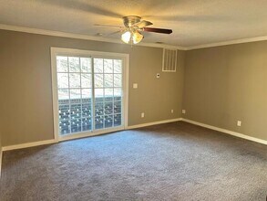 1882 Ohio Ave NW in Cleveland, TN - Foto de edificio - Building Photo