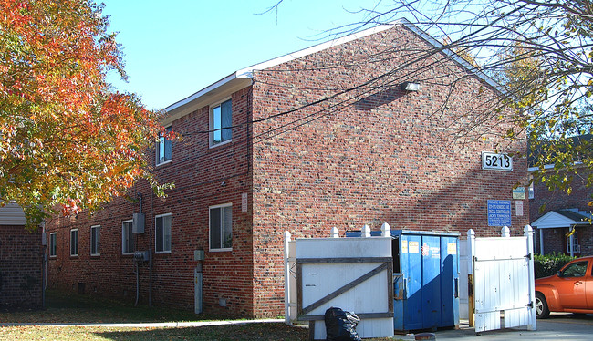 Kennebeck Apartments in Norfolk, VA - Building Photo - Building Photo