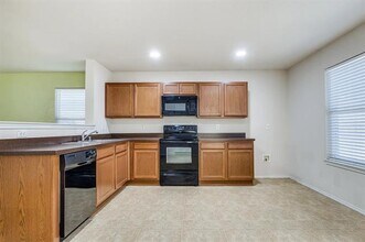 16504 Cowboy Trail in Justin, TX - Building Photo - Building Photo