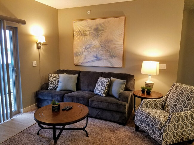 1331 Winona Ct in Sioux City, IA - Foto de edificio - Building Photo