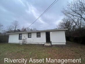 1316 E Raines Rd in Memphis, TN - Building Photo - Building Photo