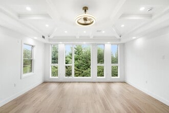 125 Collard St in Jersey City, NJ - Foto de edificio - Building Photo