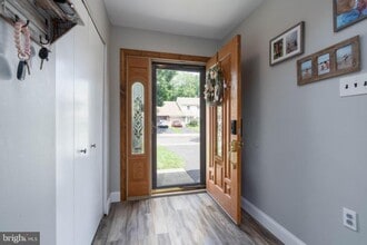68 Greenwoods Dr in Horsham, PA - Building Photo - Building Photo