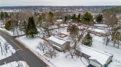 4618 Brickyard Falls Rd in Manlius, NY - Building Photo - Building Photo