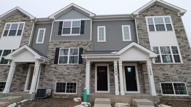 property at 1384 Foxglove Ct