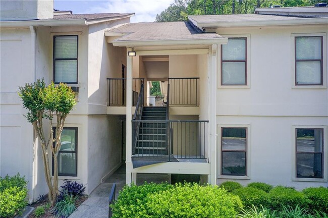 property at 1603 Huntingdon Chase