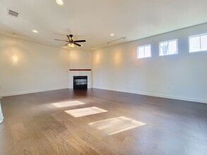 3406 Menchaca Rd in Austin, TX - Building Photo - Building Photo
