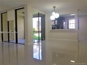 3571 Magellan Cir in Aventura, FL - Building Photo - Building Photo