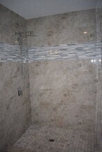 15807 Mill Hollow Dr in Houston, TX - Building Photo - Building Photo