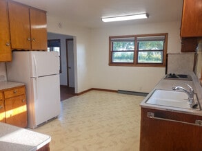 3002 Hope Rd in Cottage Grove, WI - Building Photo - Building Photo
