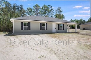 6194 Furman Ave in Keystone Heights, FL - Building Photo